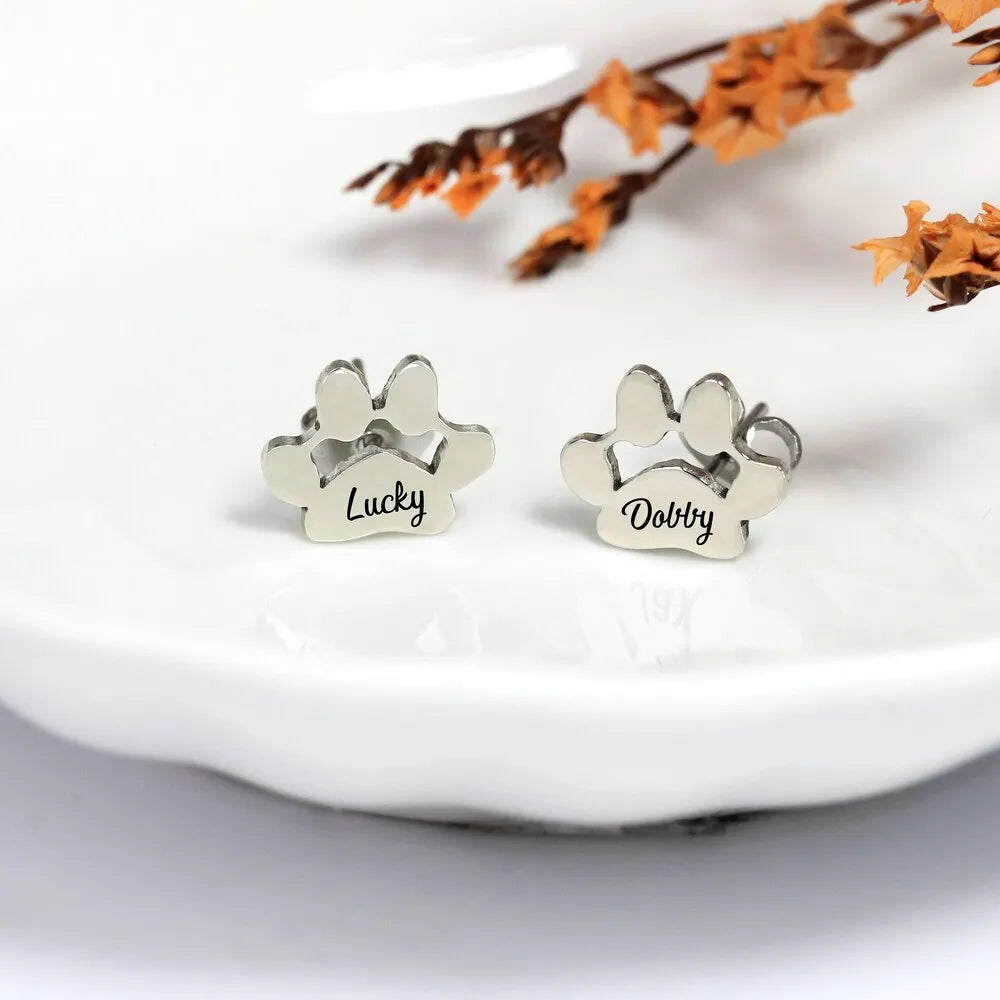 Paw Print Stud Earring